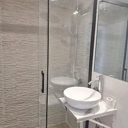 Lisbon South Bay 2 Guest house Almada