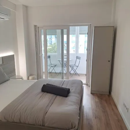 Guest house Lisbon South Bay 2 Almada