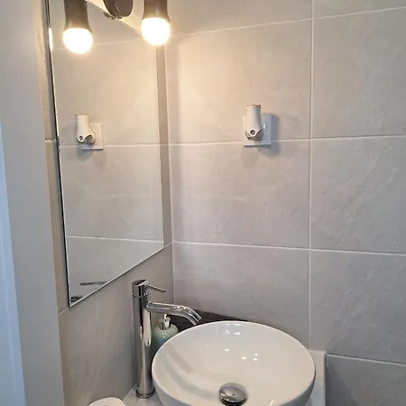 Guest house Lisbon South Bay 2 Almada